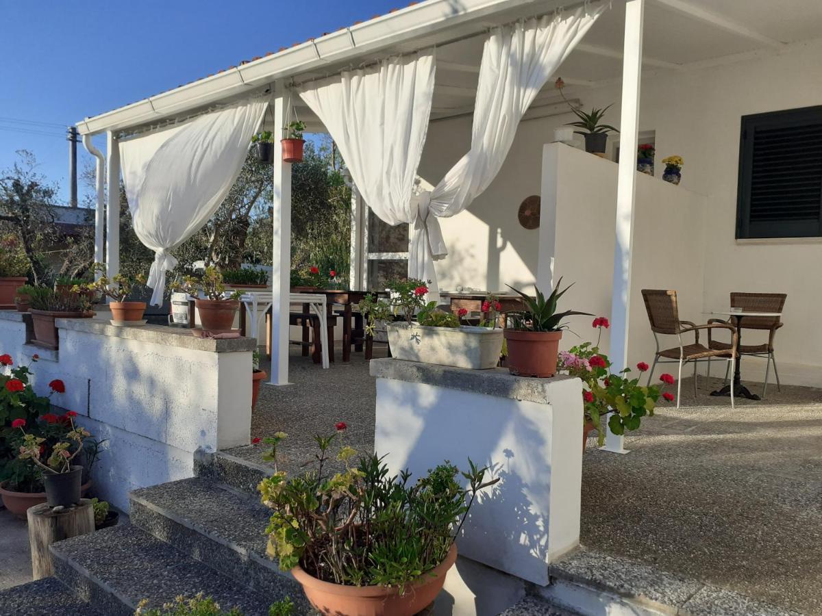 Casa Vacanza Fiorella Torre dell'Orso Eksteriør bilde