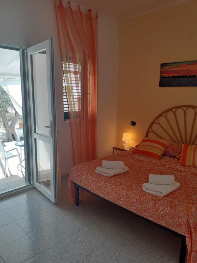 Casa Vacanza Fiorella Torre dell'Orso Eksteriør bilde