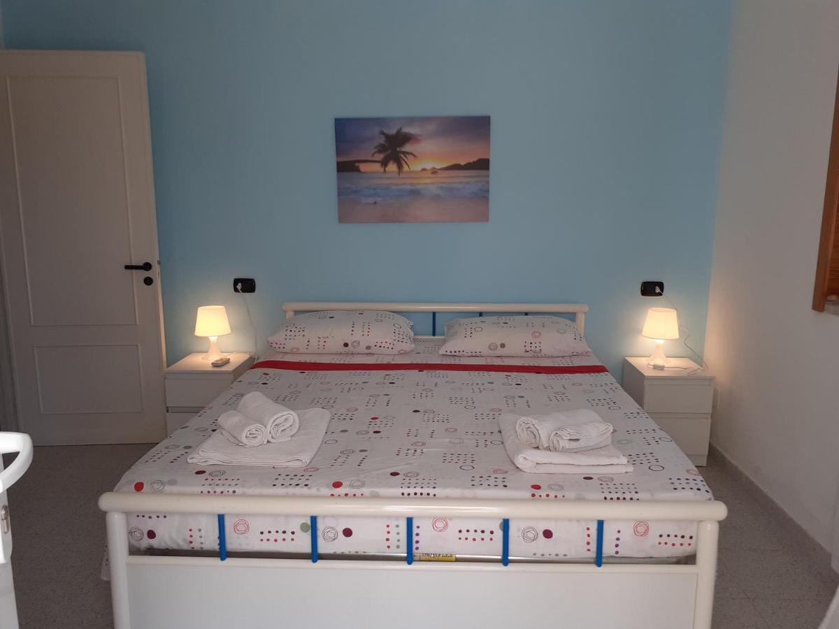 Casa Vacanza Fiorella Torre dell'Orso Eksteriør bilde