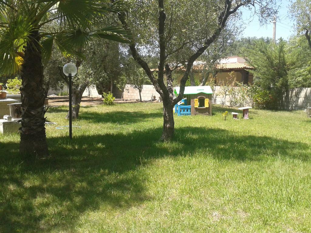 Casa Vacanza Fiorella Torre dell'Orso Eksteriør bilde