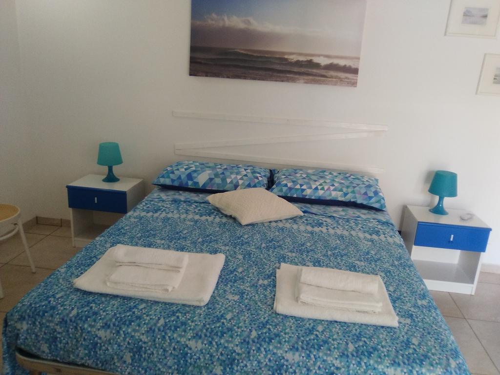 Casa Vacanza Fiorella Torre dell'Orso Eksteriør bilde