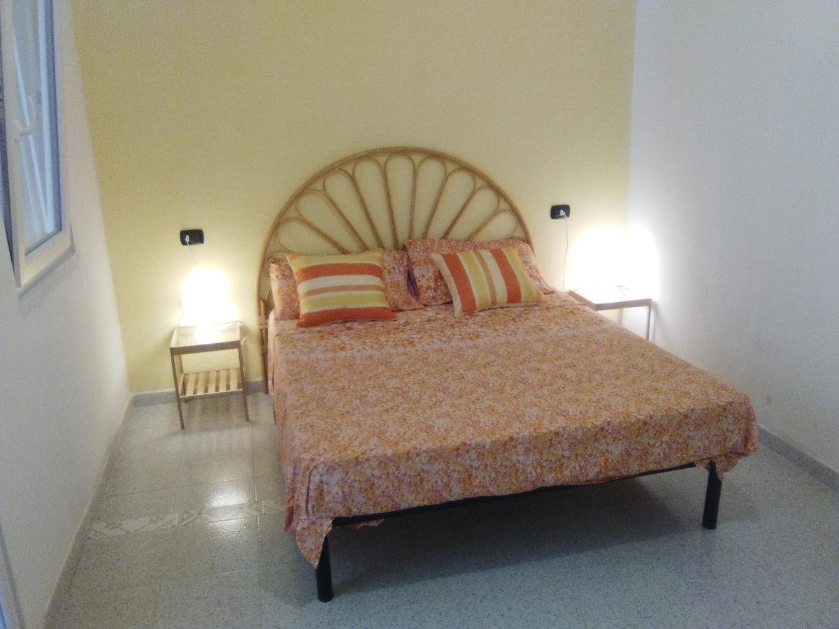 Casa Vacanza Fiorella Torre dell'Orso Eksteriør bilde